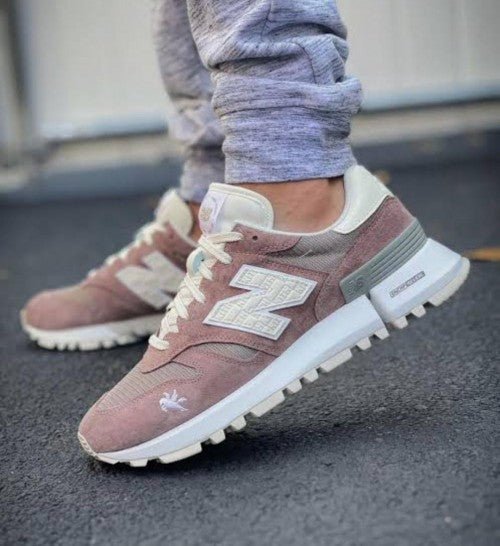 Branded NB RC 1300 Kith Antler