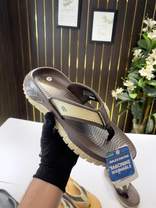 _Skechers_go_recover_premium_slipper_brown