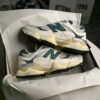 Neww Balance 9060 Sea Salt Marsh Green