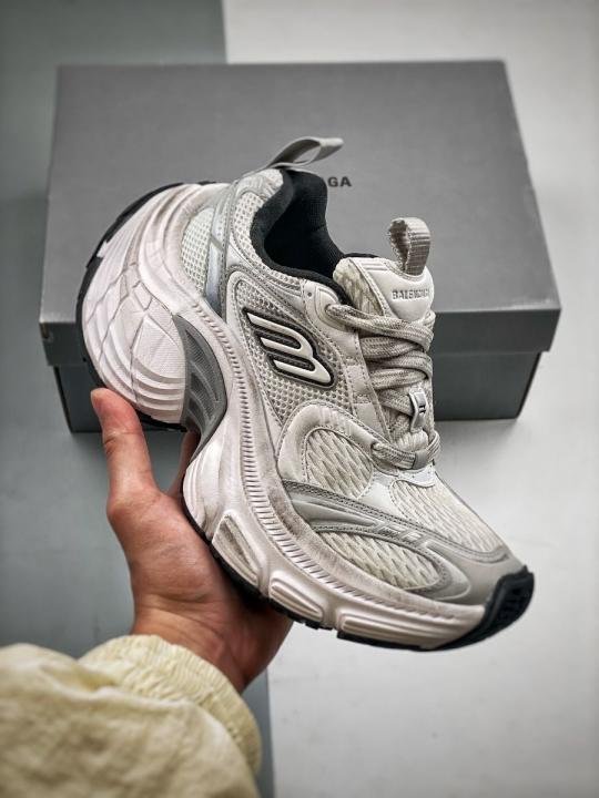 Balenciag.a 10Xl Cargo Grey UA